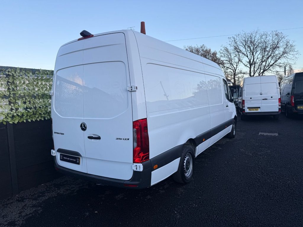 Used Mercedes-Benz Sprinter 2023 for sale - 76798139: Photo 8