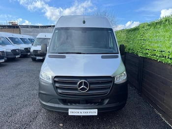 Used Mercedes-Benz Sprinter 2021 for sale - 77668811: Photo