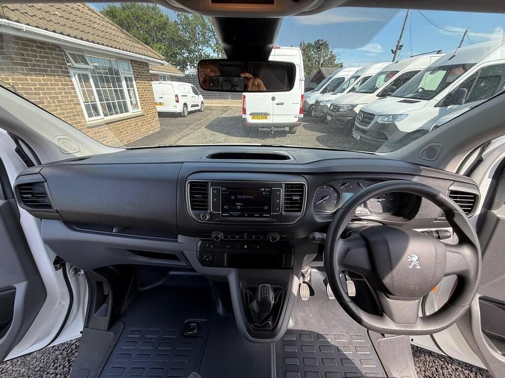 Used Peugeot Expert 2019 for sale - 77668807: Photo 32