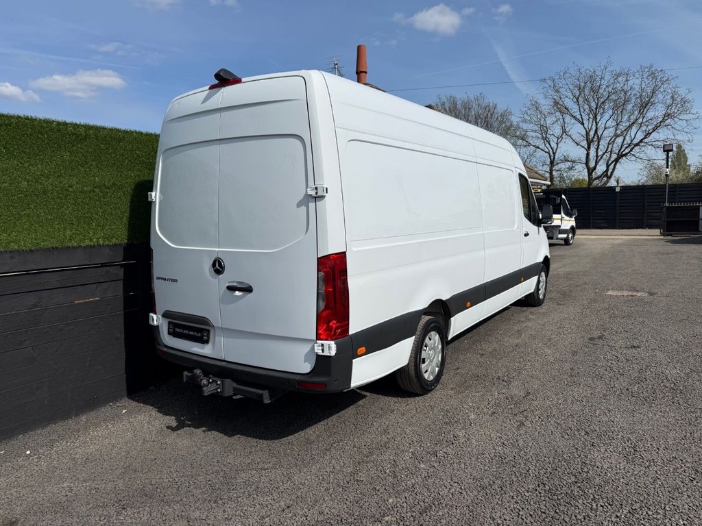 Used Mercedes-Benz Sprinter 2023 for sale - 78200907: Photo 11