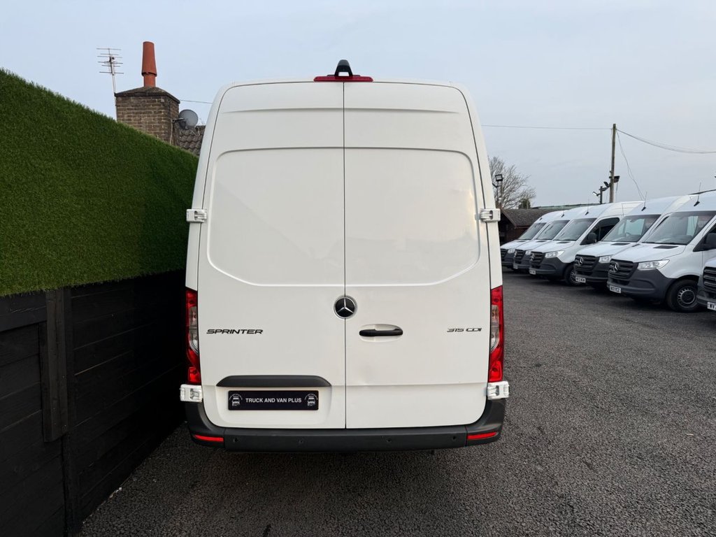 Used Mercedes-Benz Sprinter 2021 for sale - 77991352: Photo 11