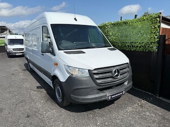 Mercedes-Benz - Sprinter