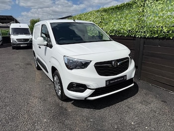 Vauxhall - Combo