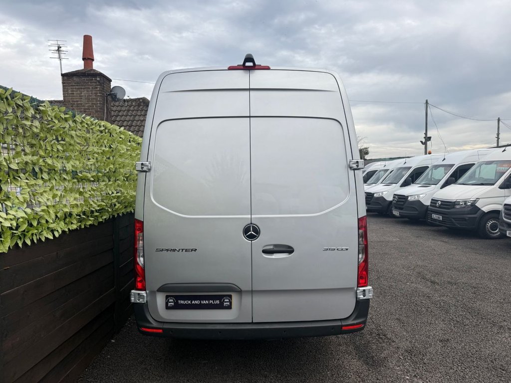 Used Mercedes-Benz Sprinter 2022 for sale - 76267424: Photo 8