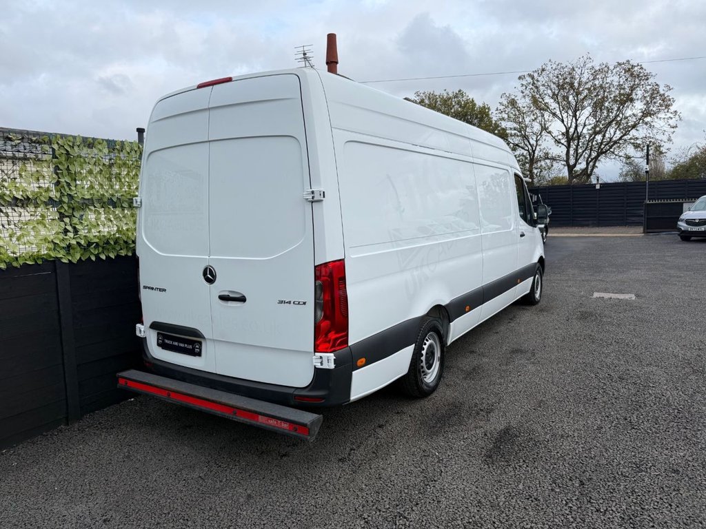 Used Mercedes-Benz Sprinter 2018 for sale - 76546961: Photo 8