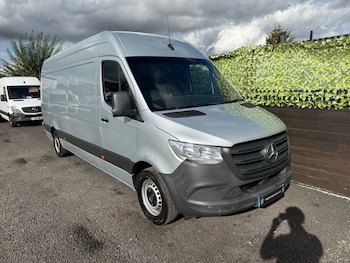Mercedes-Benz - Sprinter