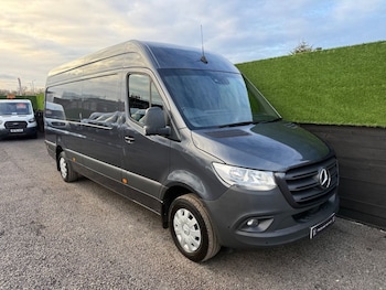 Mercedes-Benz Sprinter feature image