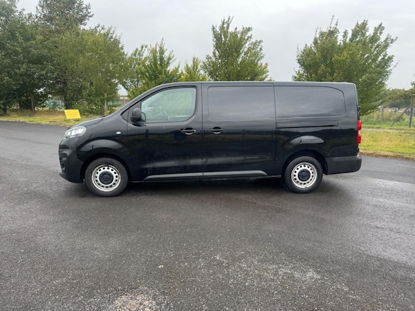 Used Vauxhall Vivaro 2022 for sale - 75366907: Photo 2