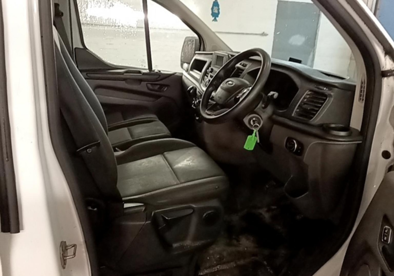 Used Ford Transit Custom 2022 for sale - 77385302: Photo 2