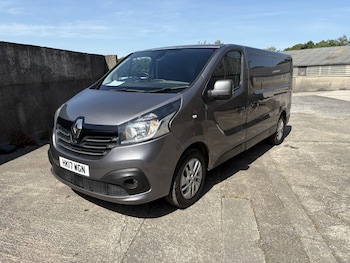 Used Renault Trafic 2017 for sale - 76666101: Photo