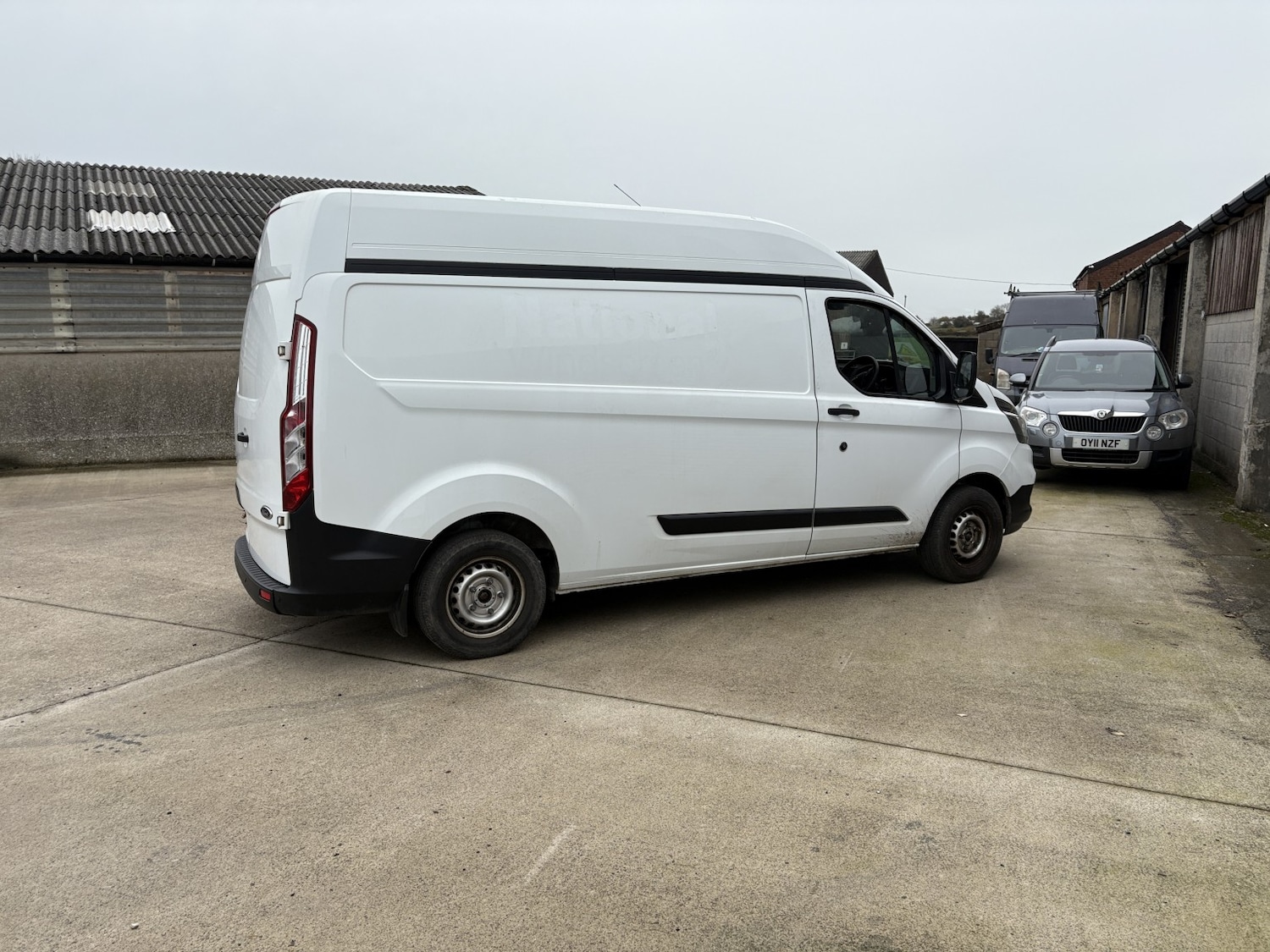 Used Ford Transit Custom 2019 for sale - 76347145: Photo 2