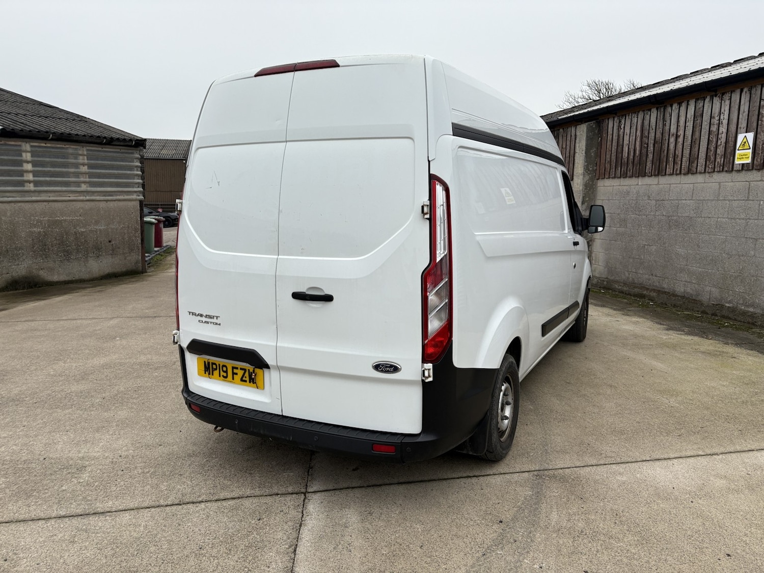 Used Ford Transit Custom 2019 for sale - 76347145: Photo 3