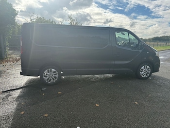 Used Renault Trafic 2017 for sale - 76225207: Photo