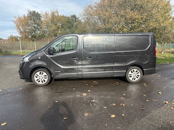 Used Renault Trafic 2017 for sale - 76225207: Photo