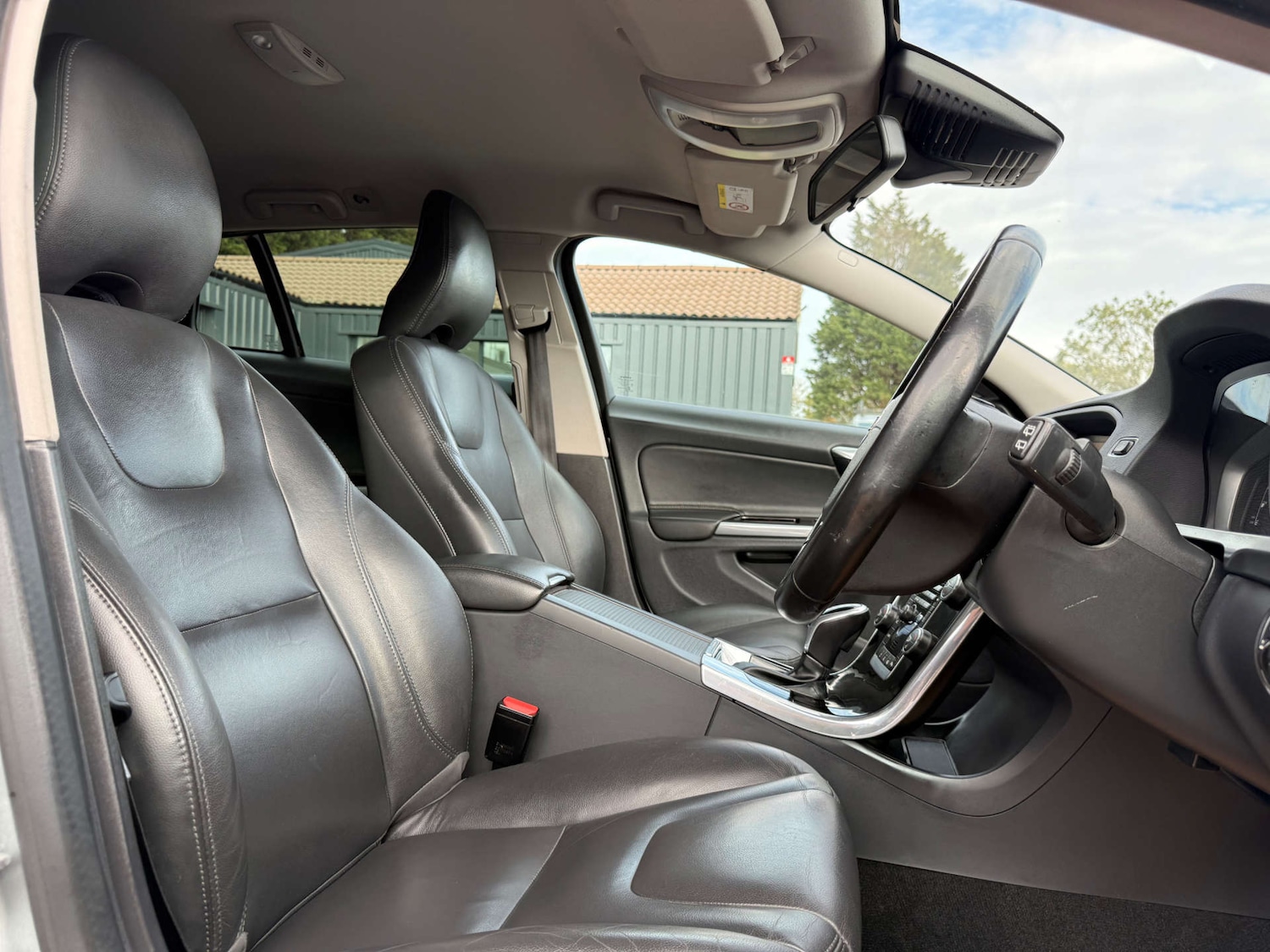 Used Volvo V60 2018 for sale - 76006108: Photo 25