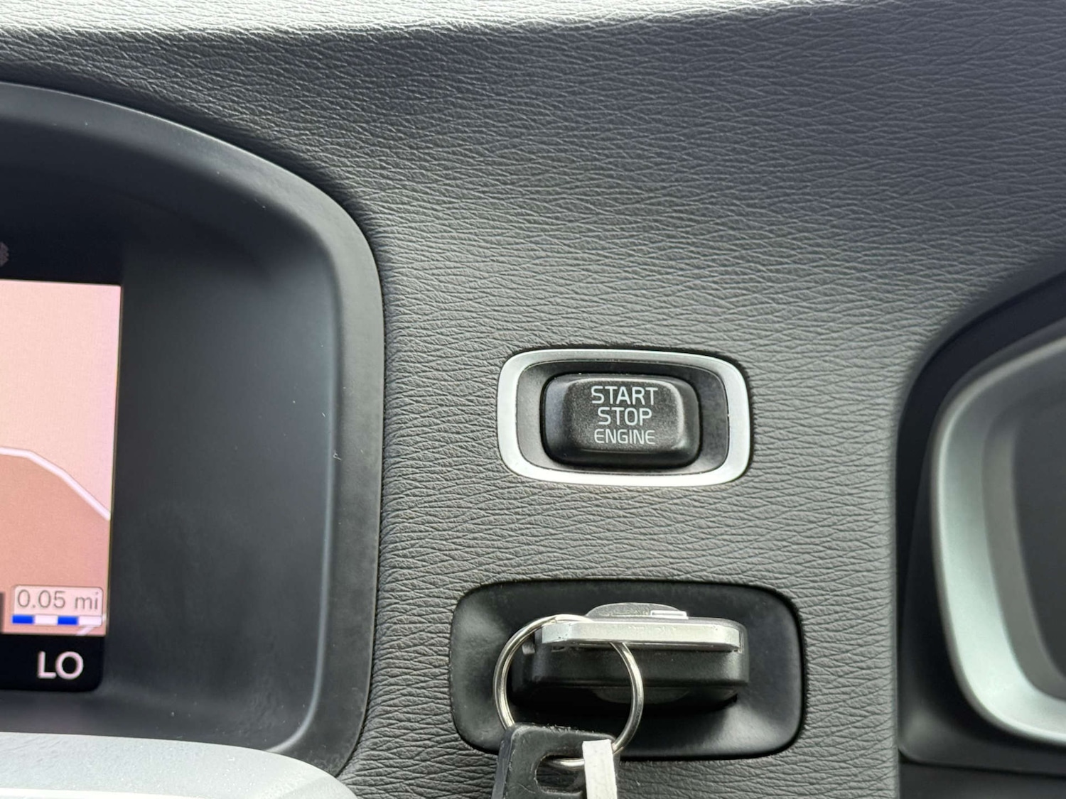 Used Volvo V60 2018 for sale - 76006108: Photo 35