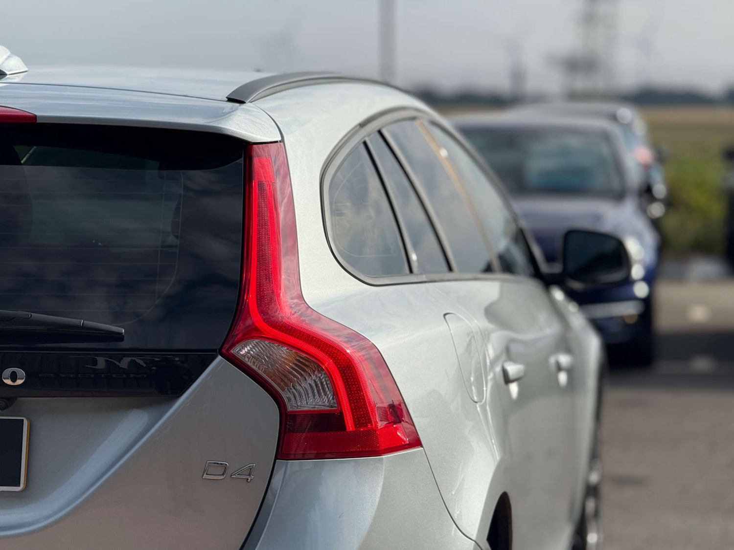 Used Volvo V60 2018 for sale - 76006108: Photo 47