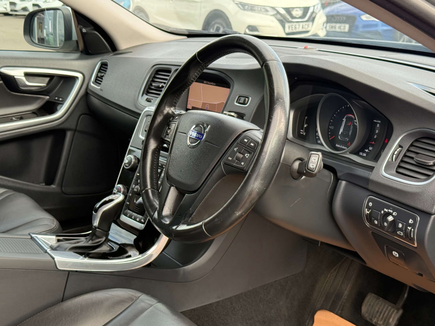 Used Volvo V60 2018 for sale - 76006108: Photo 56