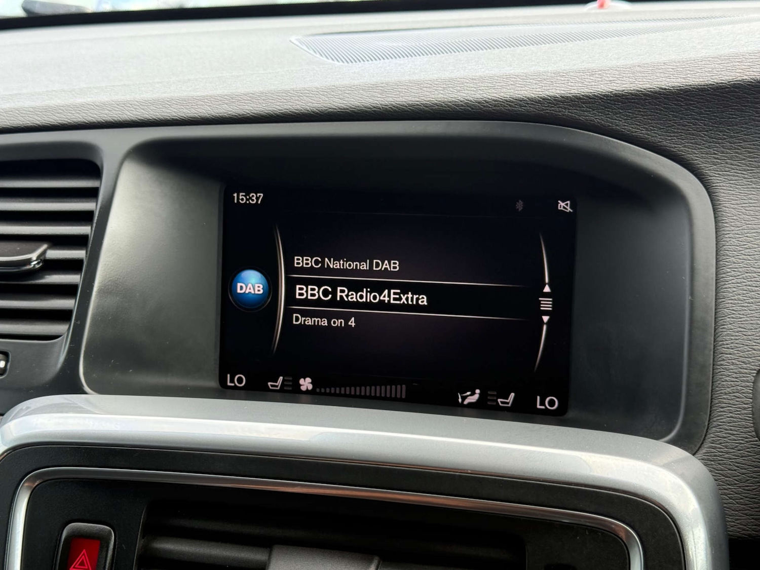 Used Volvo V60 2018 for sale - 76006108: Photo 64