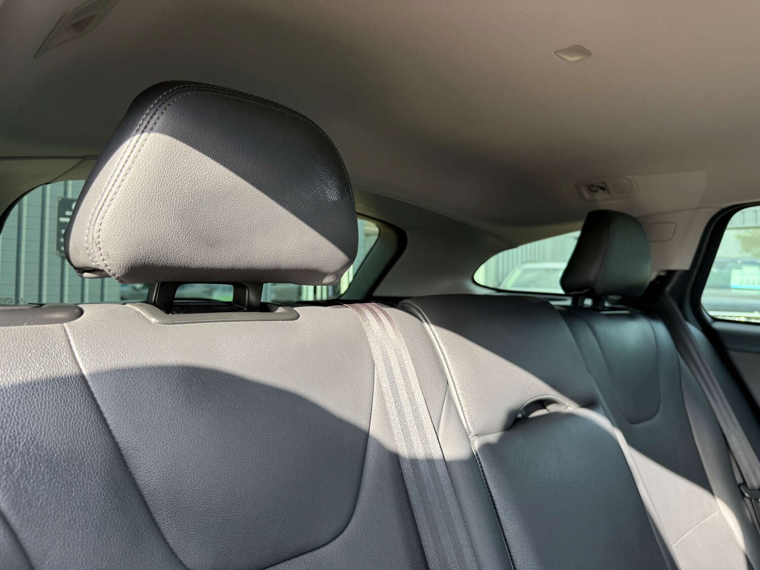 Used Volvo V60 2018 for sale - 76006108: Photo 72