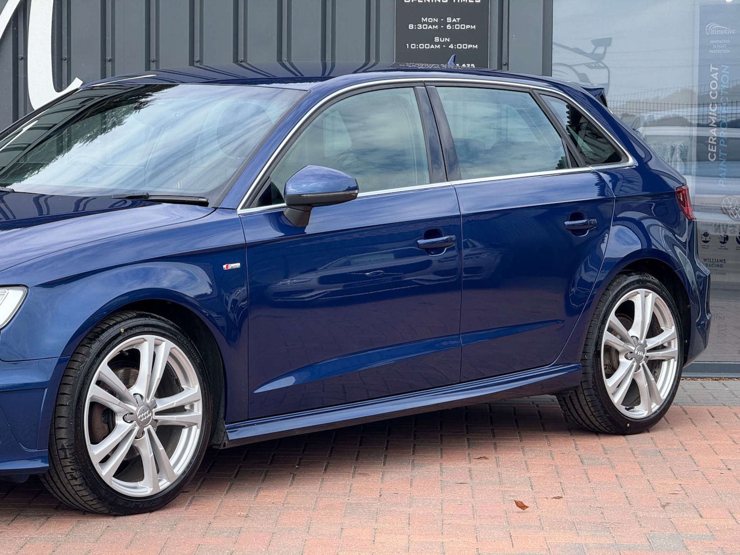 Used Audi A3 2014 for sale - 76177680: Photo 2