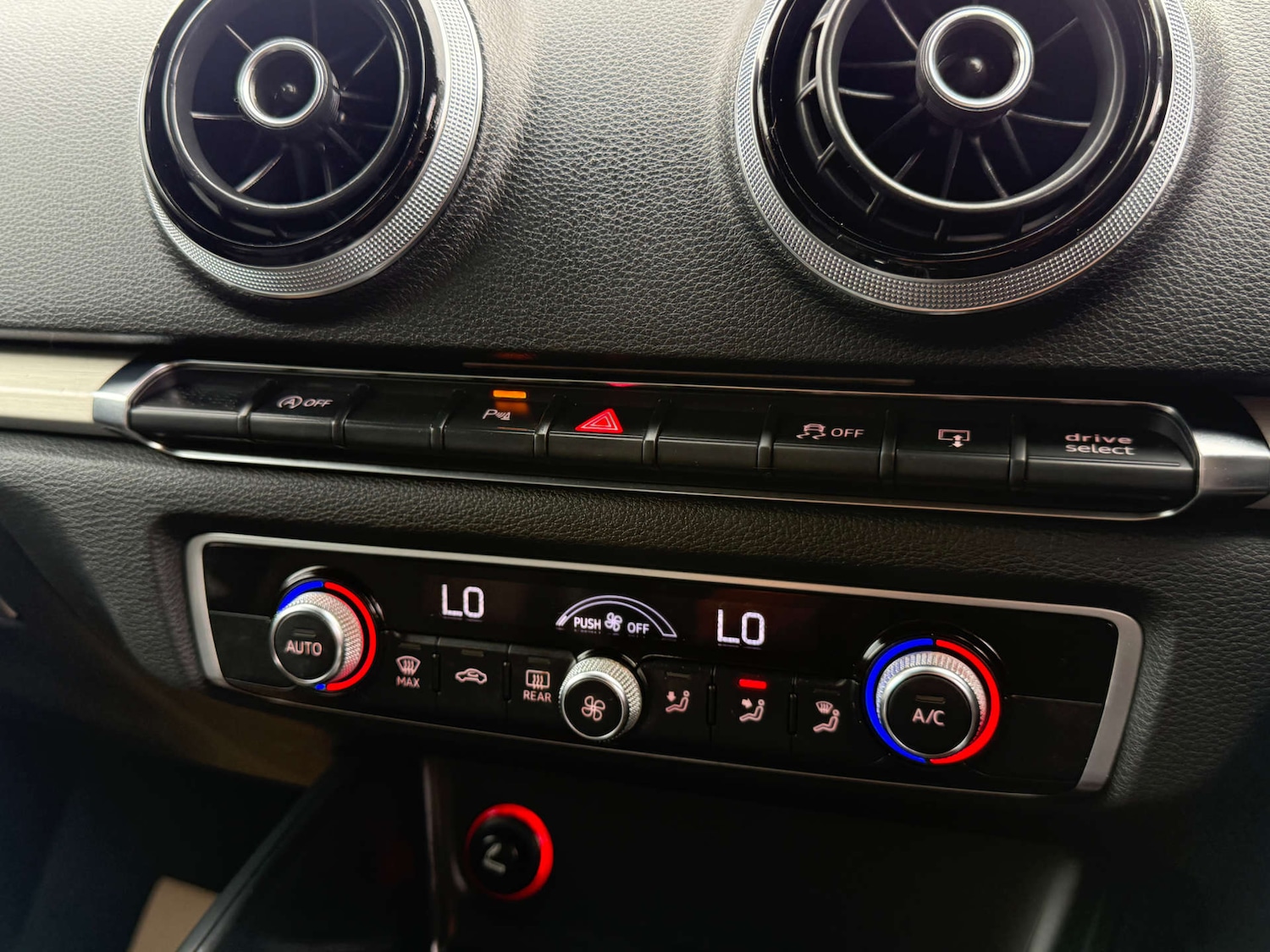 Used Audi A3 2014 for sale - 76177680: Photo 34