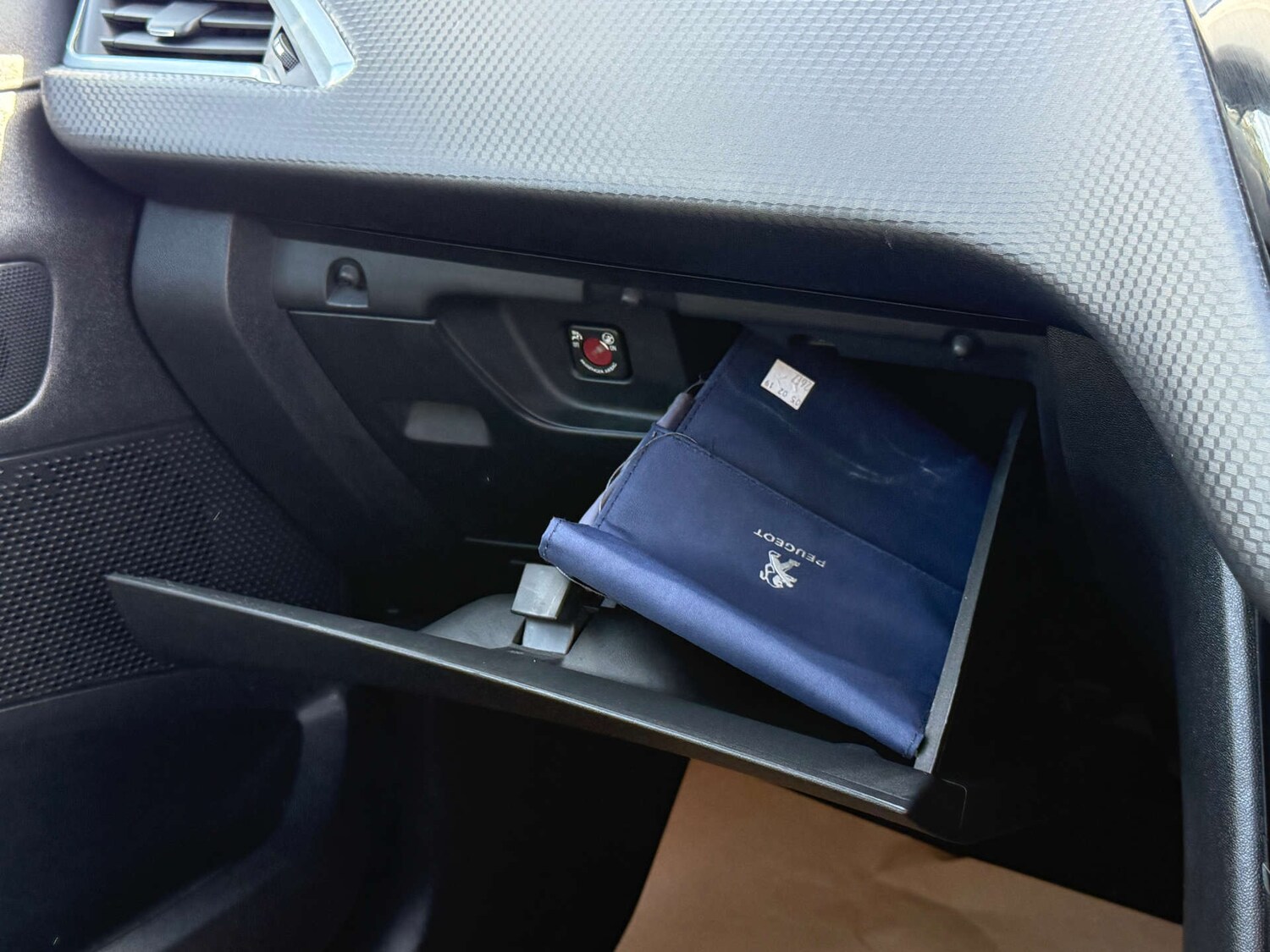 Used Peugeot 208 2019 for sale - 75971115: Photo 38