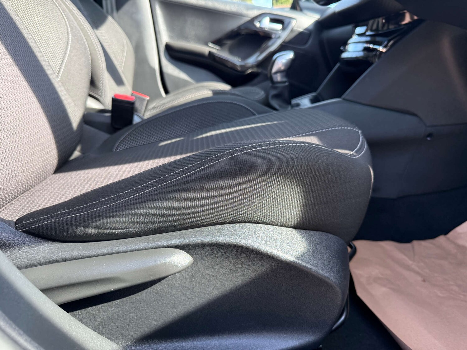 Used Peugeot 208 2019 for sale - 75971115: Photo 61