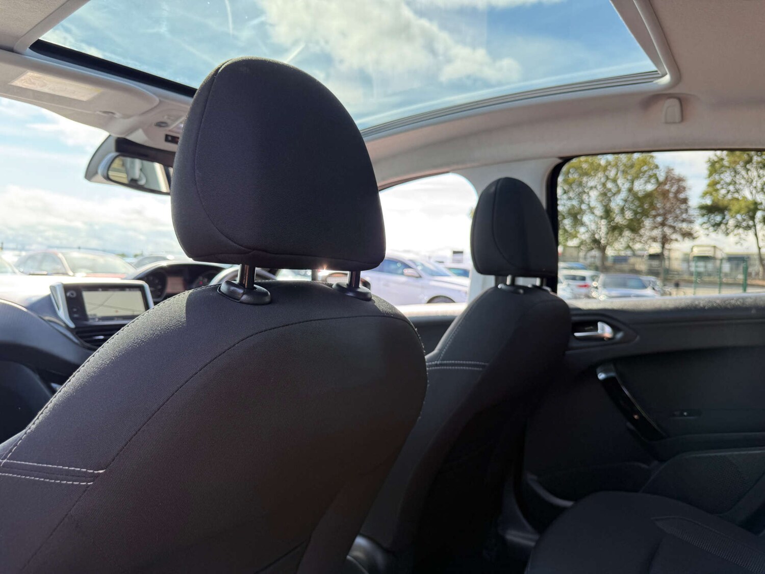 Used Peugeot 208 2019 for sale - 75971115: Photo 82