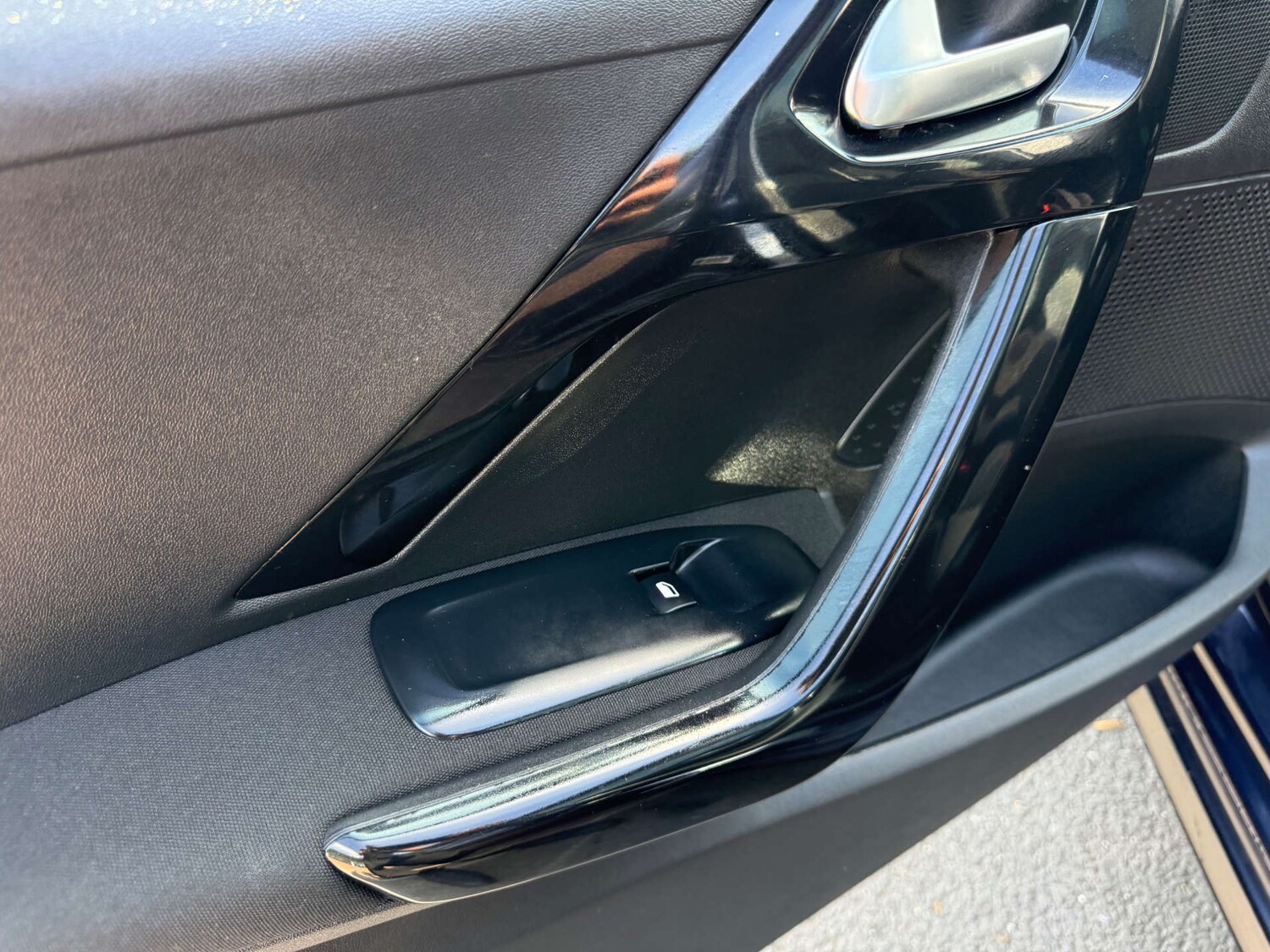 Used Peugeot 208 2019 for sale - 75971115: Photo 85