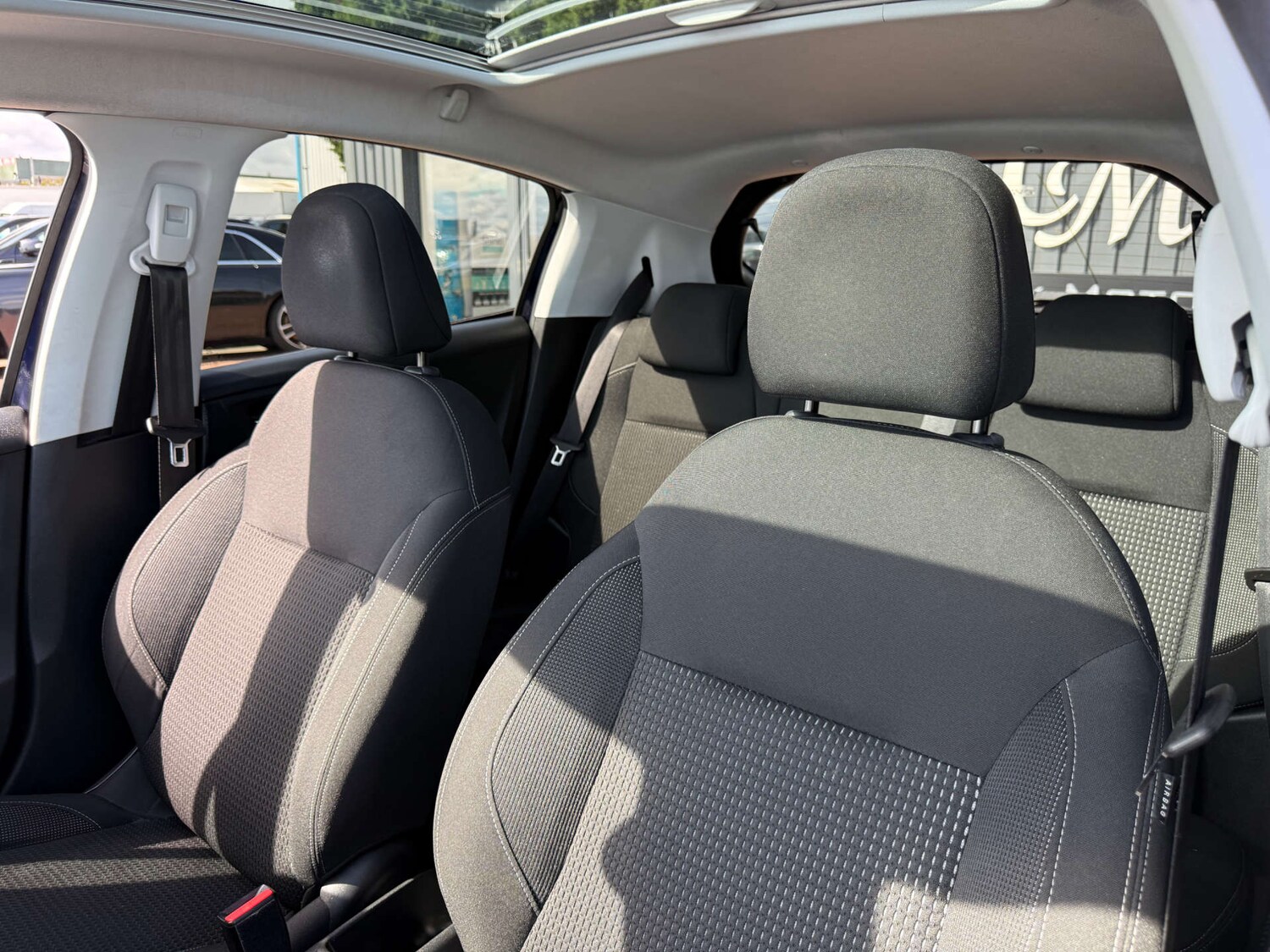 Used Peugeot 208 2019 for sale - 75971115: Photo 87