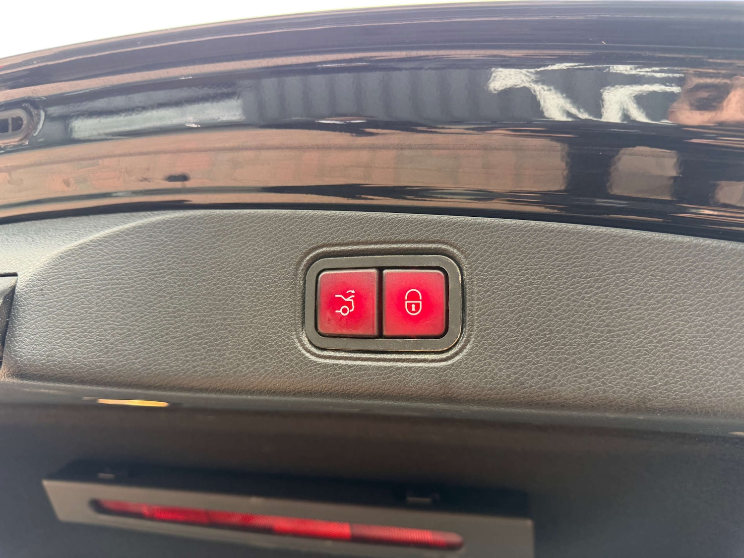 Used Mercedes-Benz E Class 2018 for sale - 76026245: Photo 25