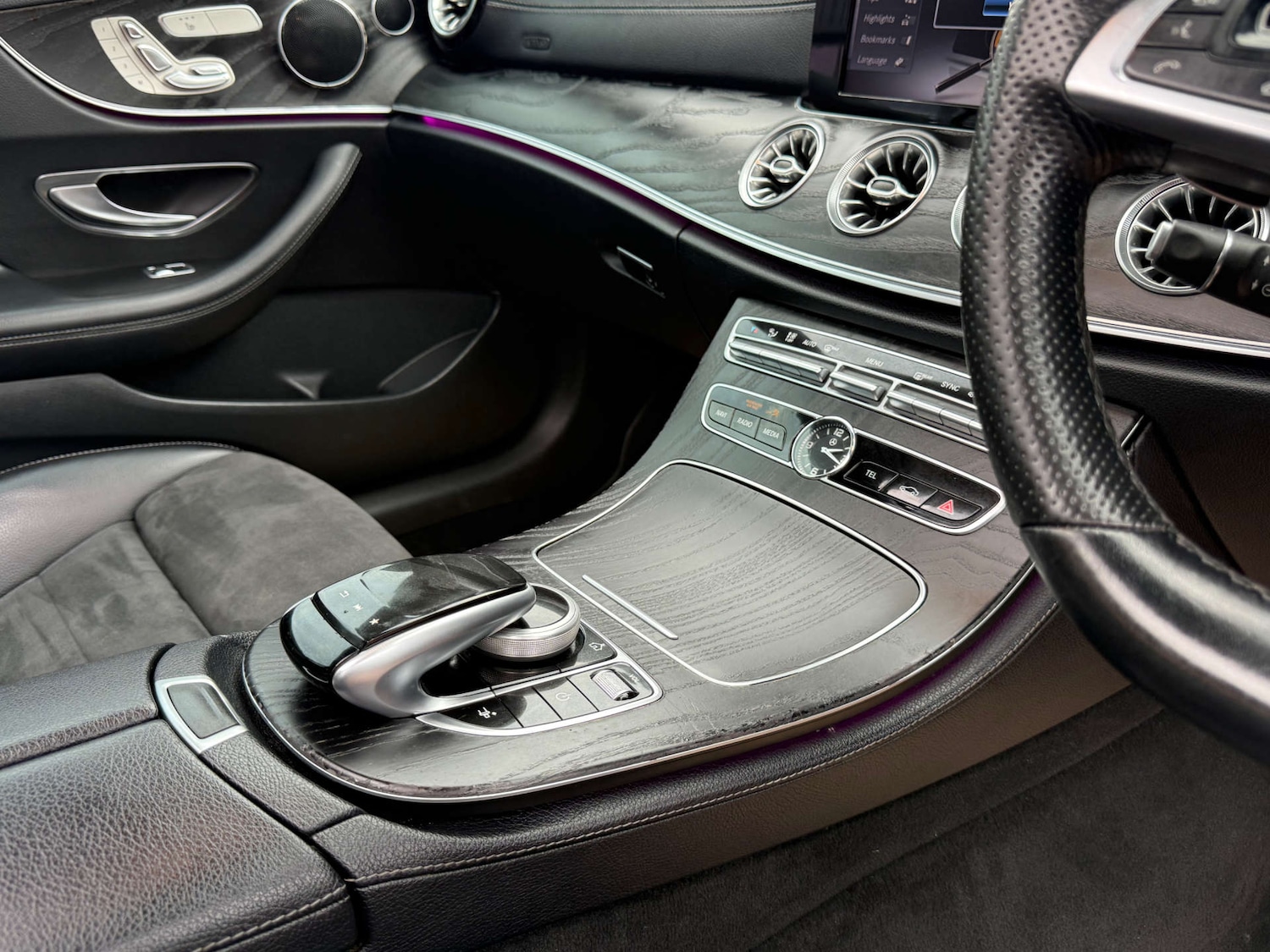 Used Mercedes-Benz E Class 2018 for sale - 76026245: Photo 32