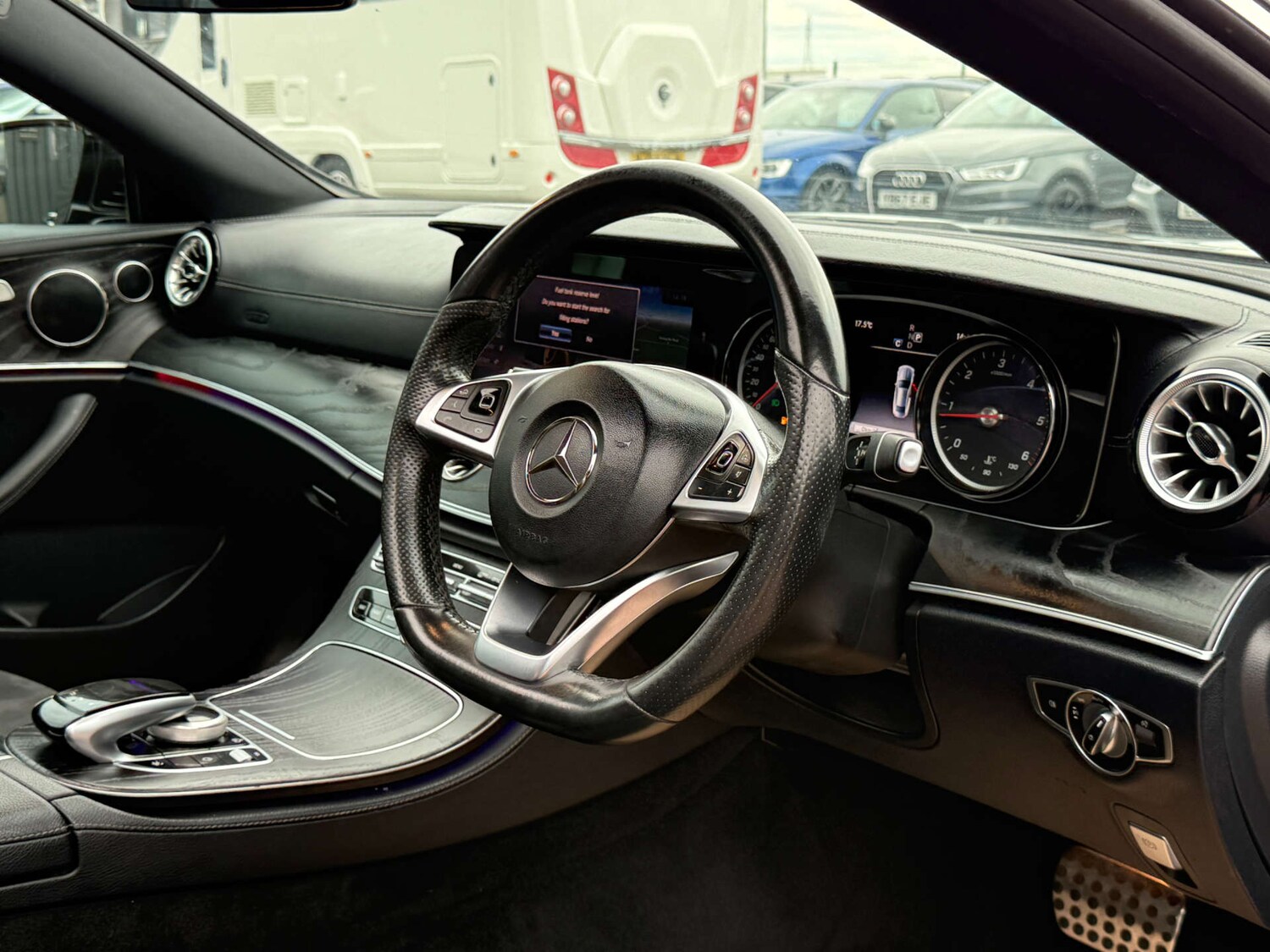 Used Mercedes-Benz E Class 2018 for sale - 76026245: Photo 69