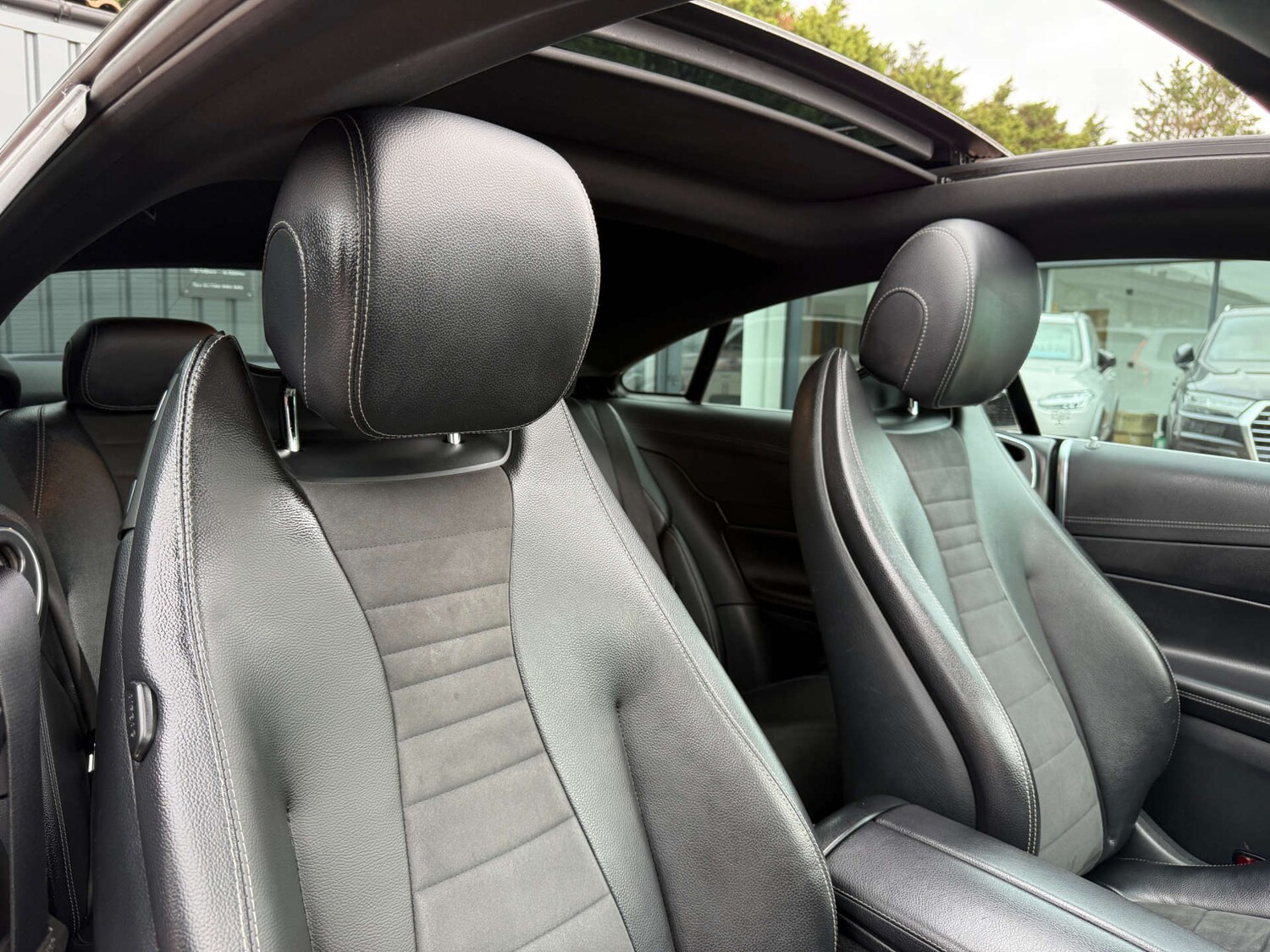 Used Mercedes-Benz E Class 2018 for sale - 76026245: Photo 71