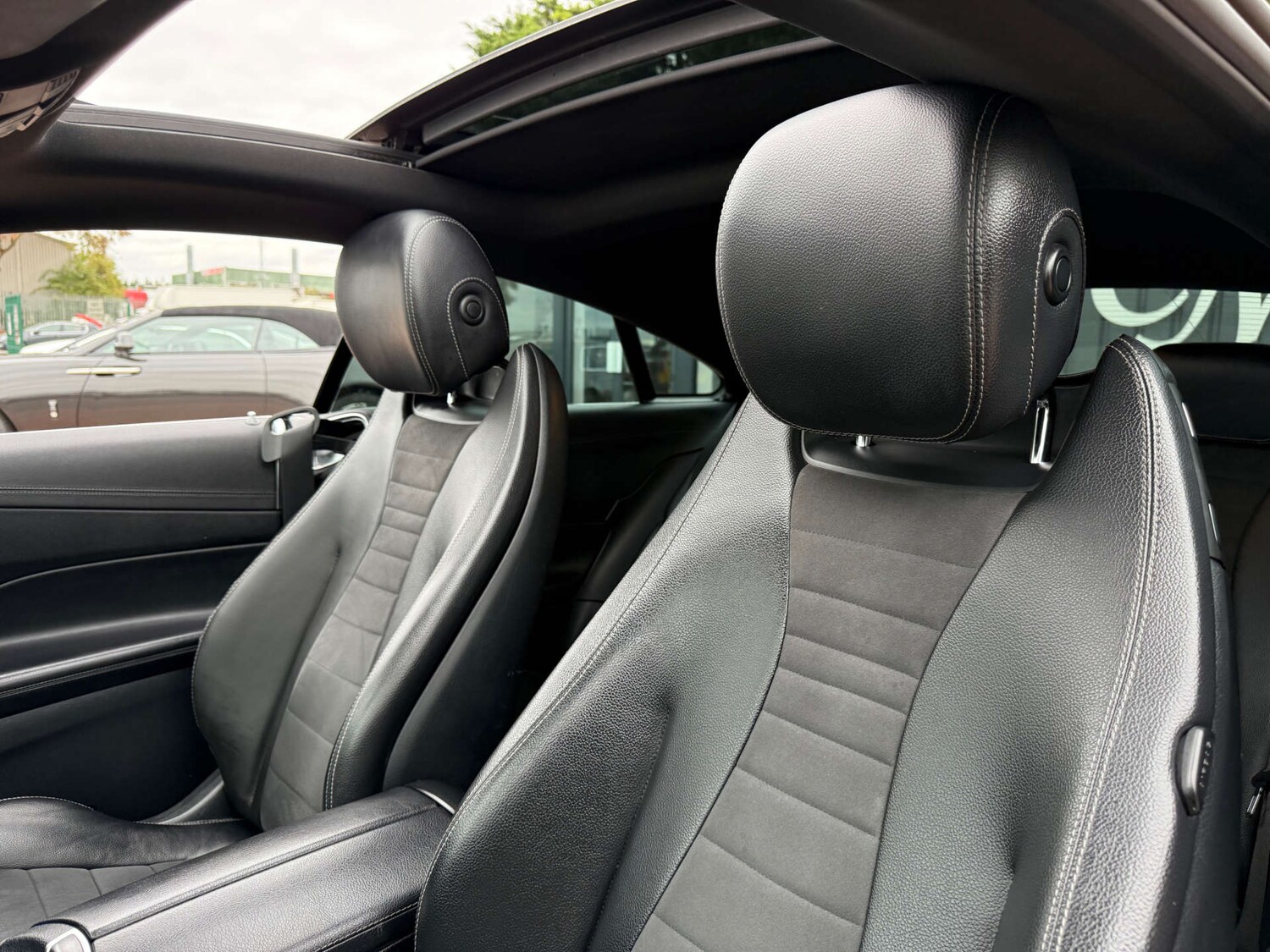 Used Mercedes-Benz E Class 2018 for sale - 76026245: Photo 93