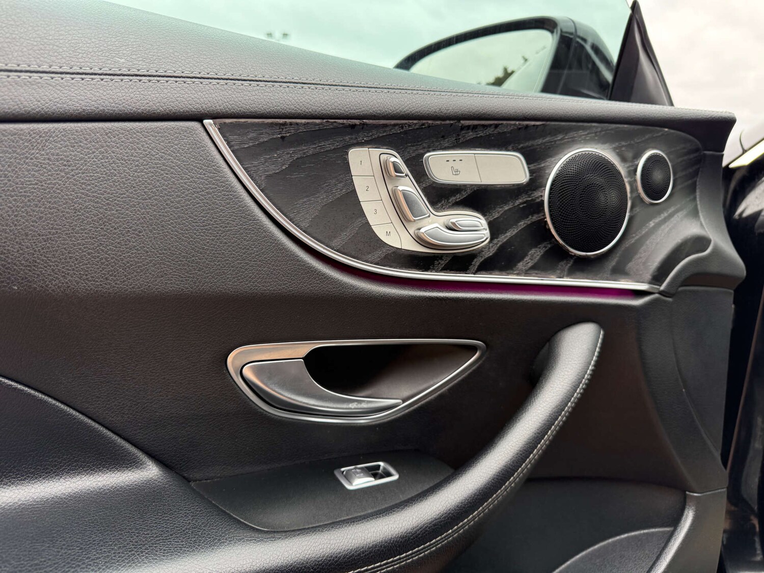 Used Mercedes-Benz E Class 2018 for sale - 76026245: Photo 96