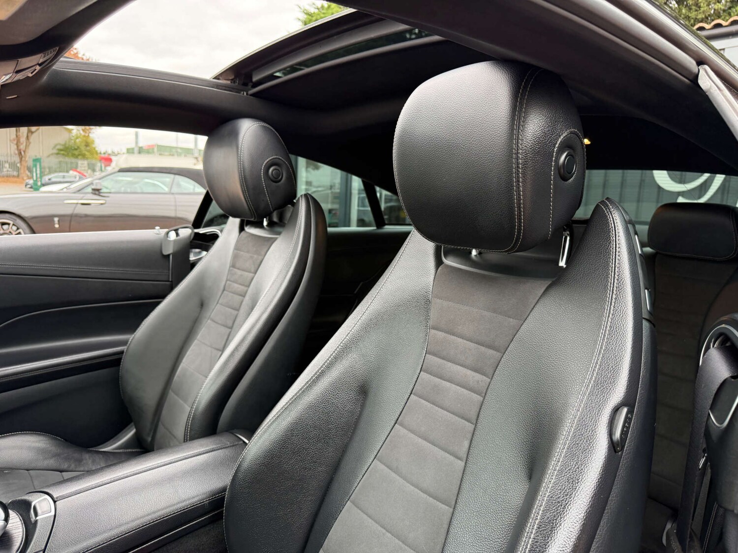 Used Mercedes-Benz E Class 2018 for sale - 76026245: Photo 98