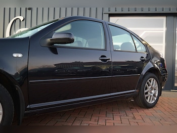 2005 - 1.9 TDI 130 Highline 4dr