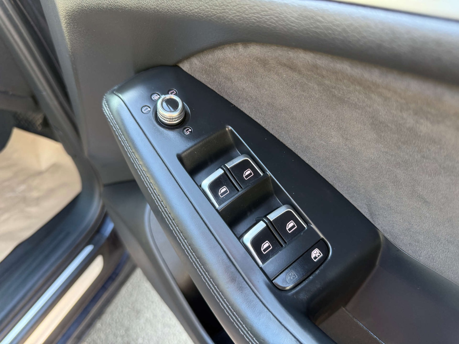 Used Audi Q5 2016 for sale - 76026243: Photo 25