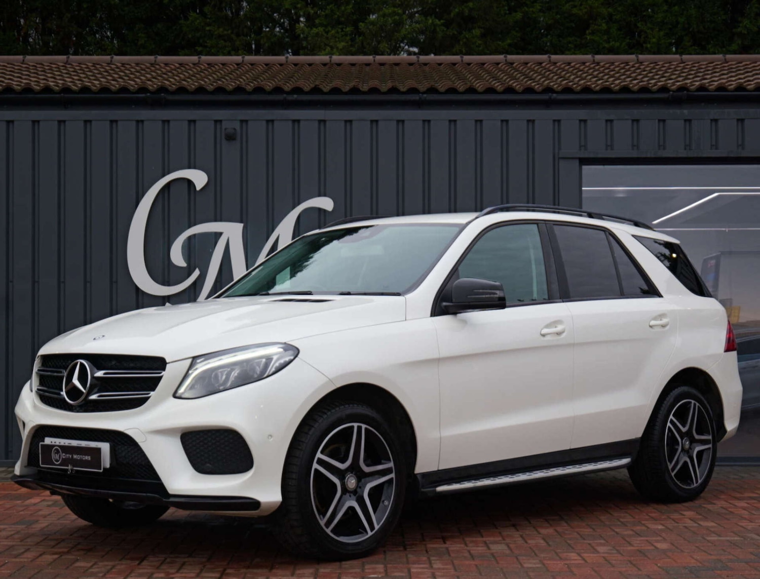 Used Mercedes-Benz GLE 2015 for sale - 76969195: Photo 1