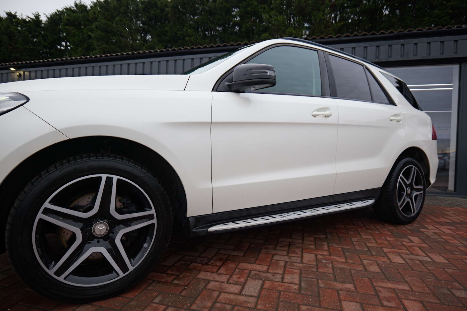 Used Mercedes-Benz GLE 2015 for sale - 76969195: Photo 2