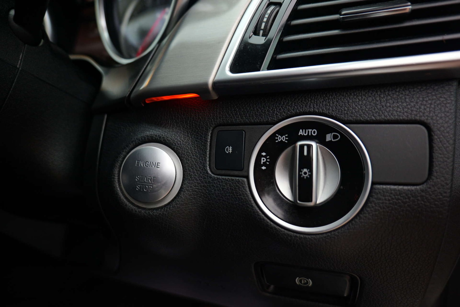 Used Mercedes-Benz GLE 2015 for sale - 76969195: Photo 25