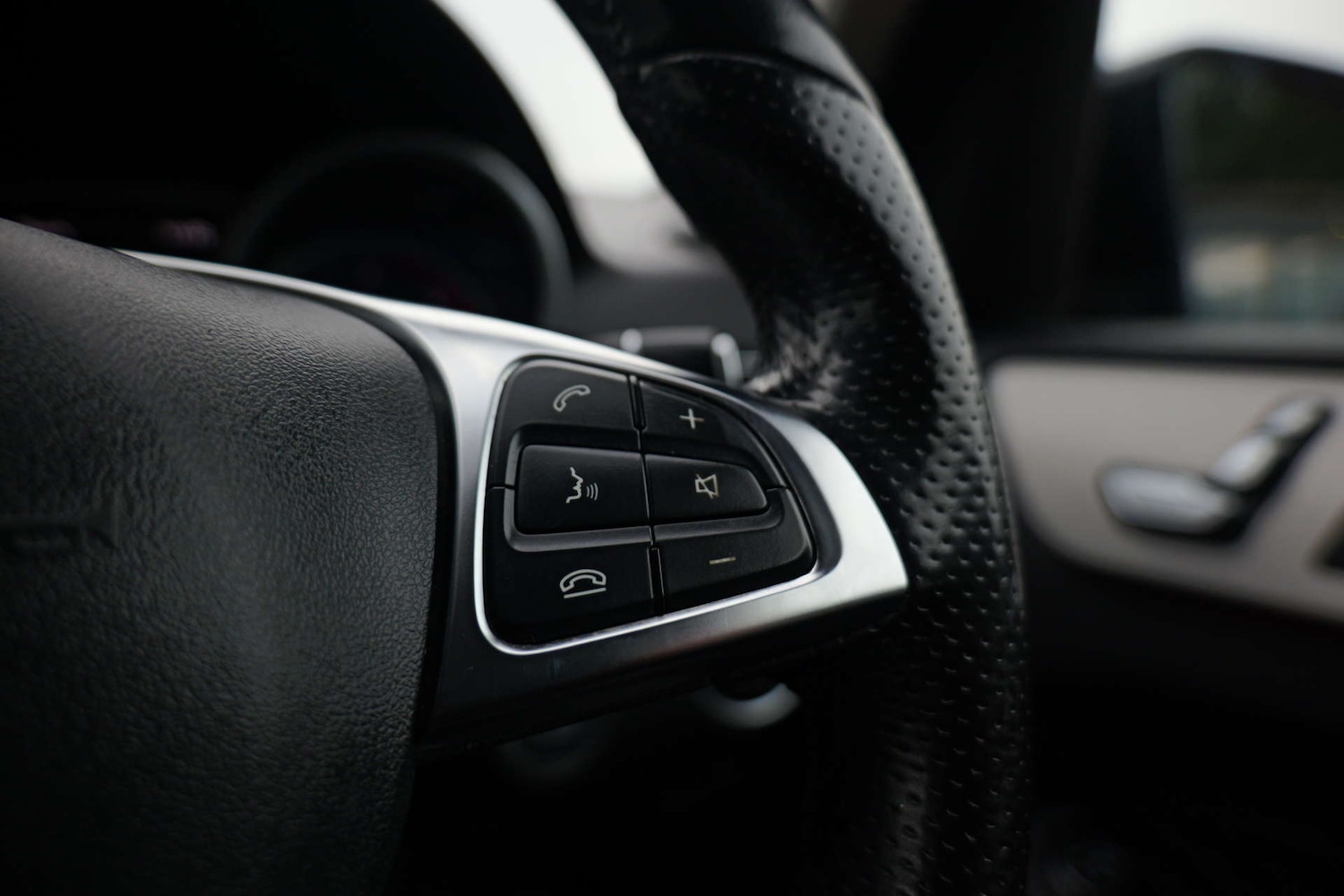 Used Mercedes-Benz GLE 2015 for sale - 76969195: Photo 29