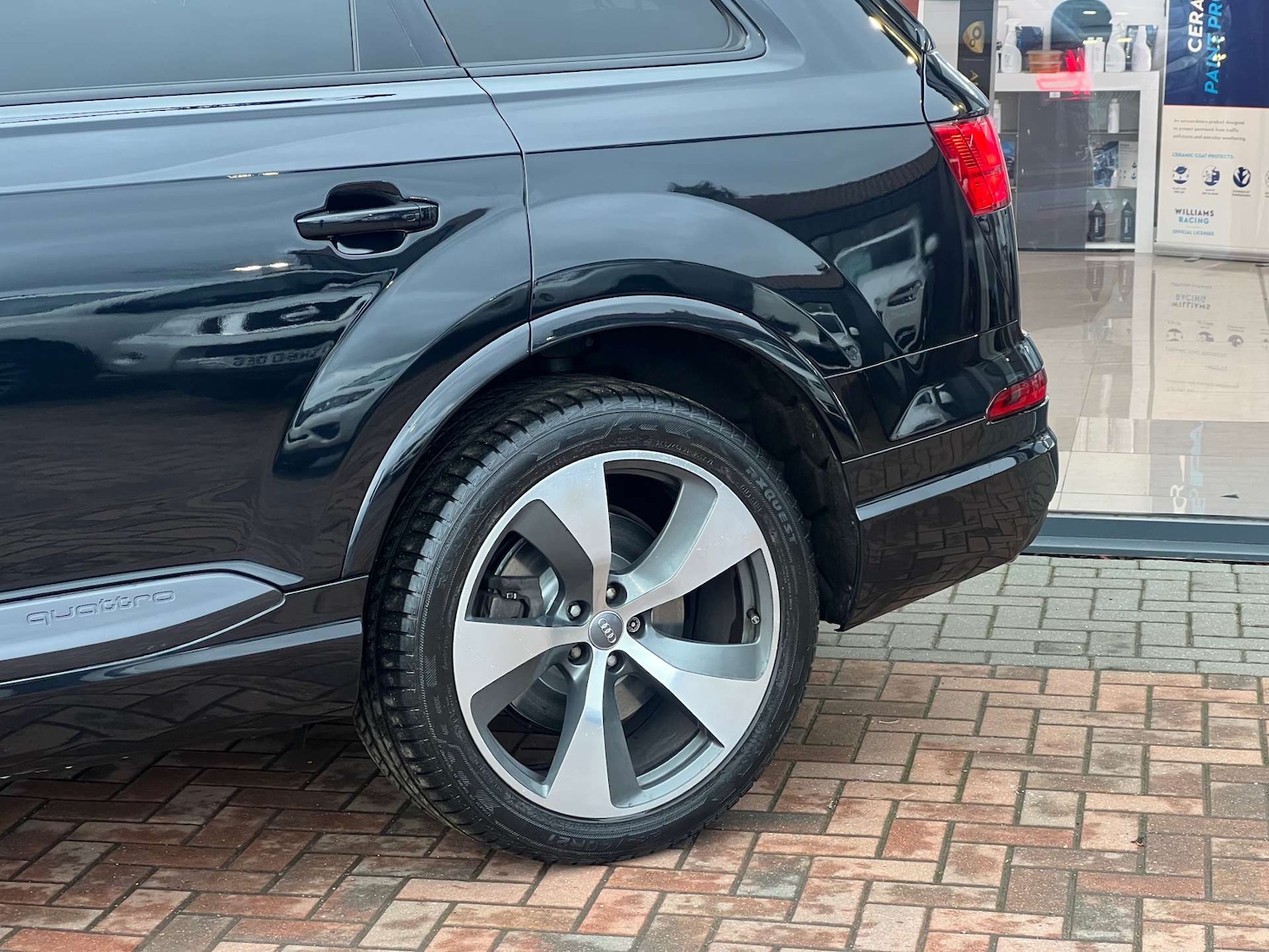 Used Audi Q7 2017 for sale - 77422863: Photo 12