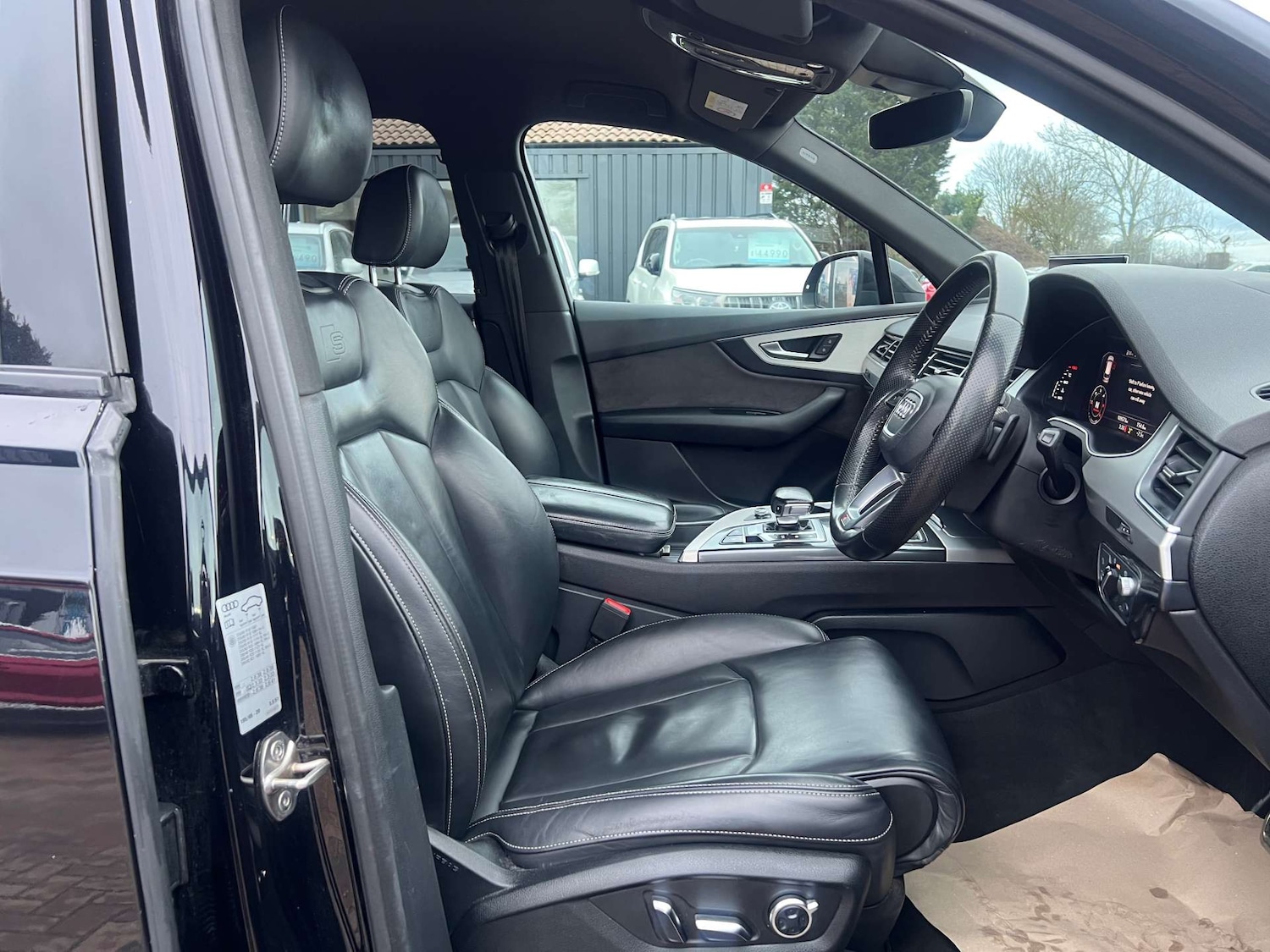 Used Audi Q7 2017 for sale - 77422863: Photo 20