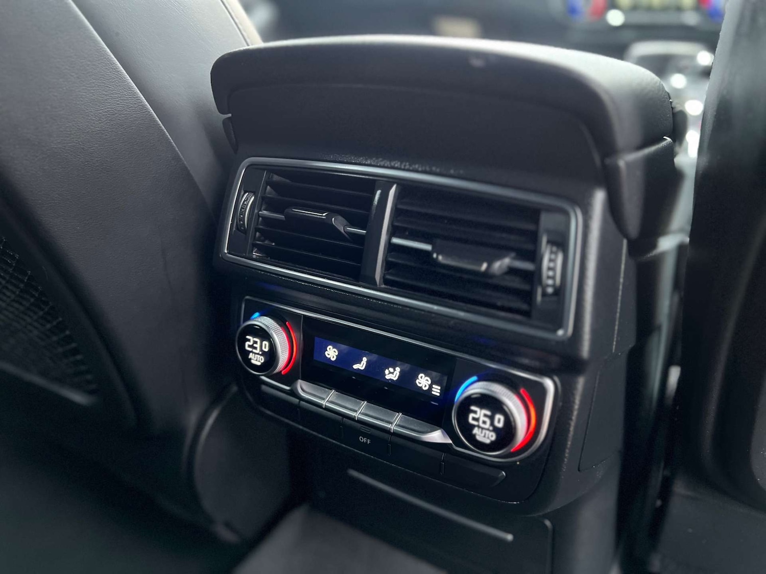 Used Audi Q7 2017 for sale - 77422863: Photo 45