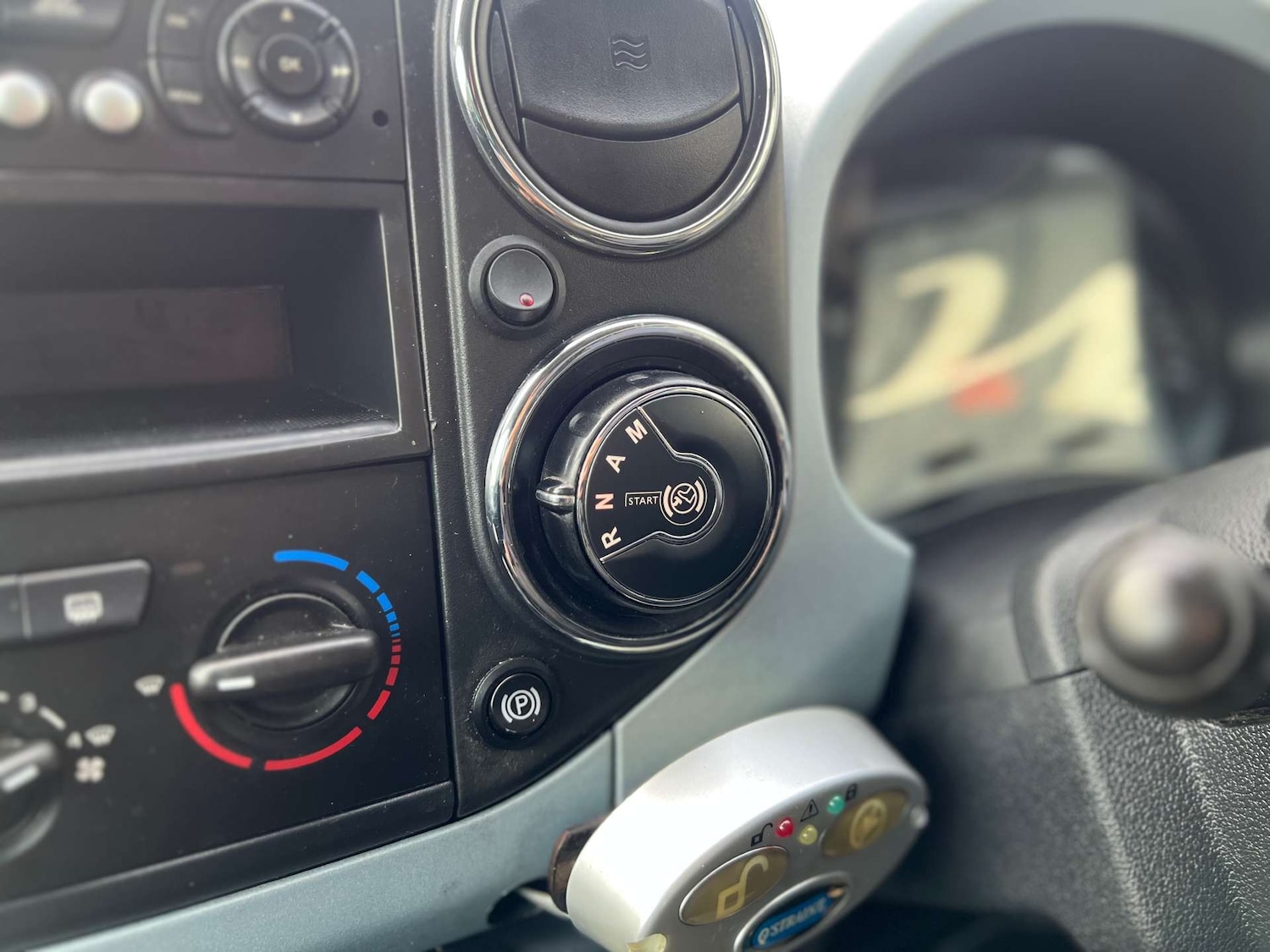 Used Citroen Berlingo Multispace 2012 for sale - 77366811: Photo 21