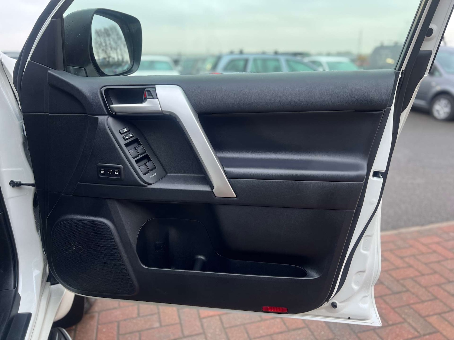 Used Toyota Land Cruiser 2022 for sale - 77288596: Photo 17