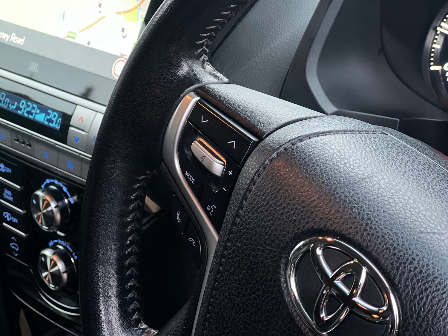 Used Toyota Land Cruiser 2022 for sale - 77288596: Photo 28